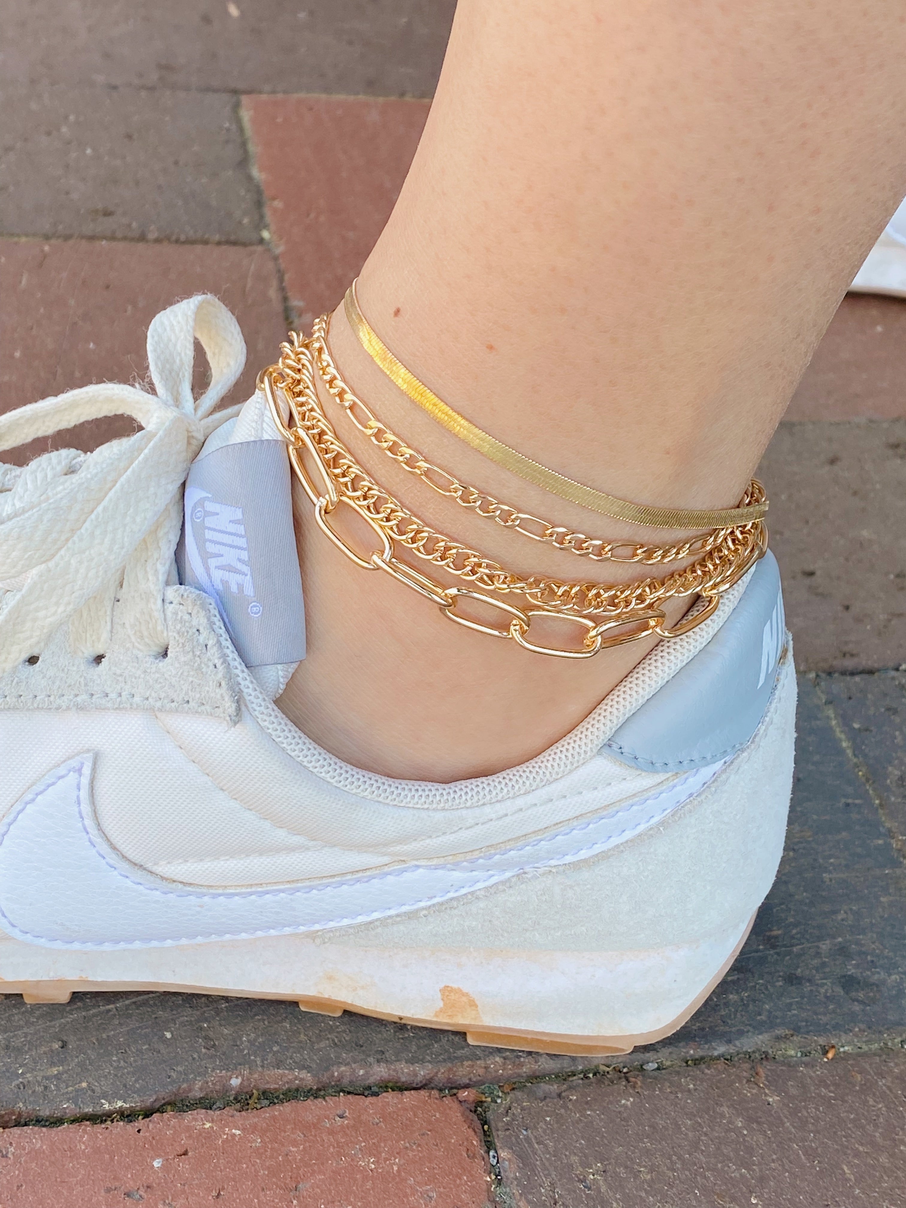 Urban Trendly Gold Chain Anklet Set Layered Jewelry 4Pcs